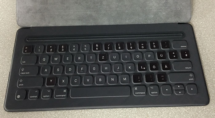 smart-keyboard-apple-deutsch.jpg