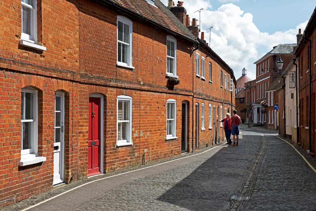 Farnham_alley.jpg