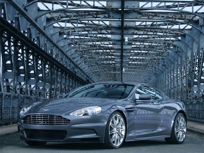 2007_aston_martin_dbs_01_m.jpg