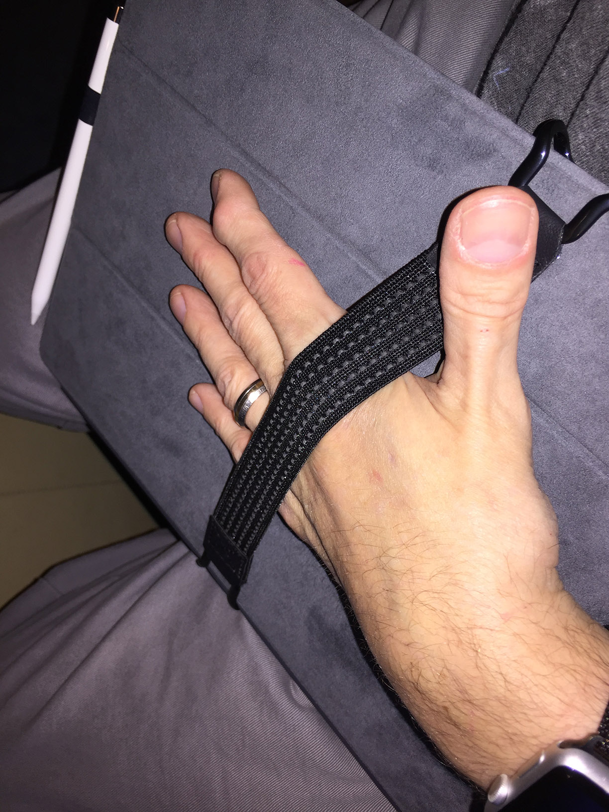hand.jpg