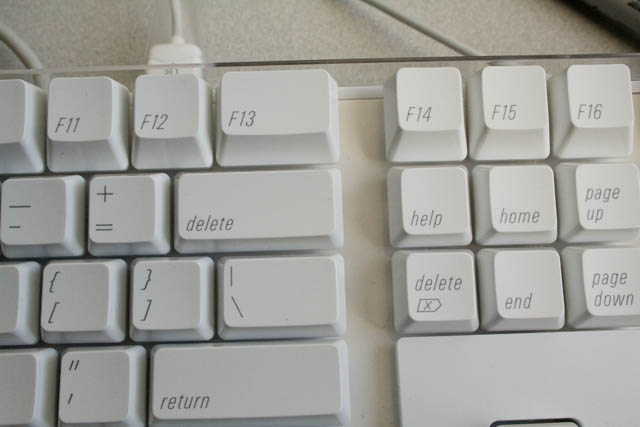 MacPro_kb.jpg