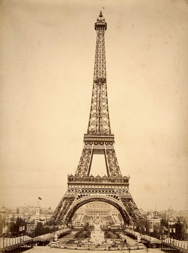 762px-Eiffel_Tower_during_1889_Exposition.jpg