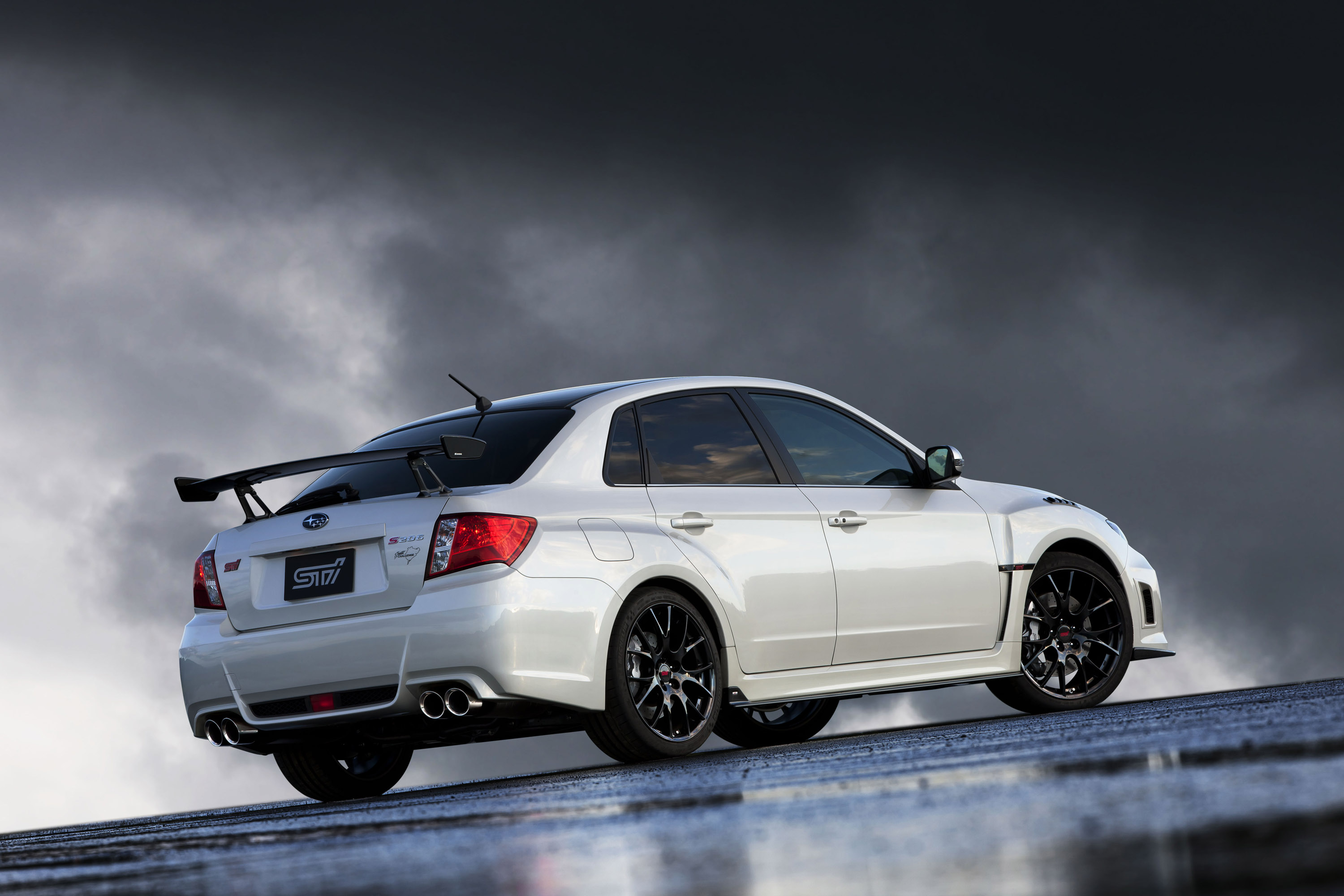 subaru-impreza-wrx-sti-s206-08.jpg