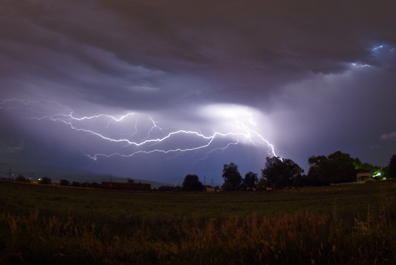 Thunderstorm_3_by_ravisurdhar.jpg