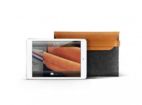 ipad-mini-sleeve-by-mujjo-L-06OxtW.jpeg