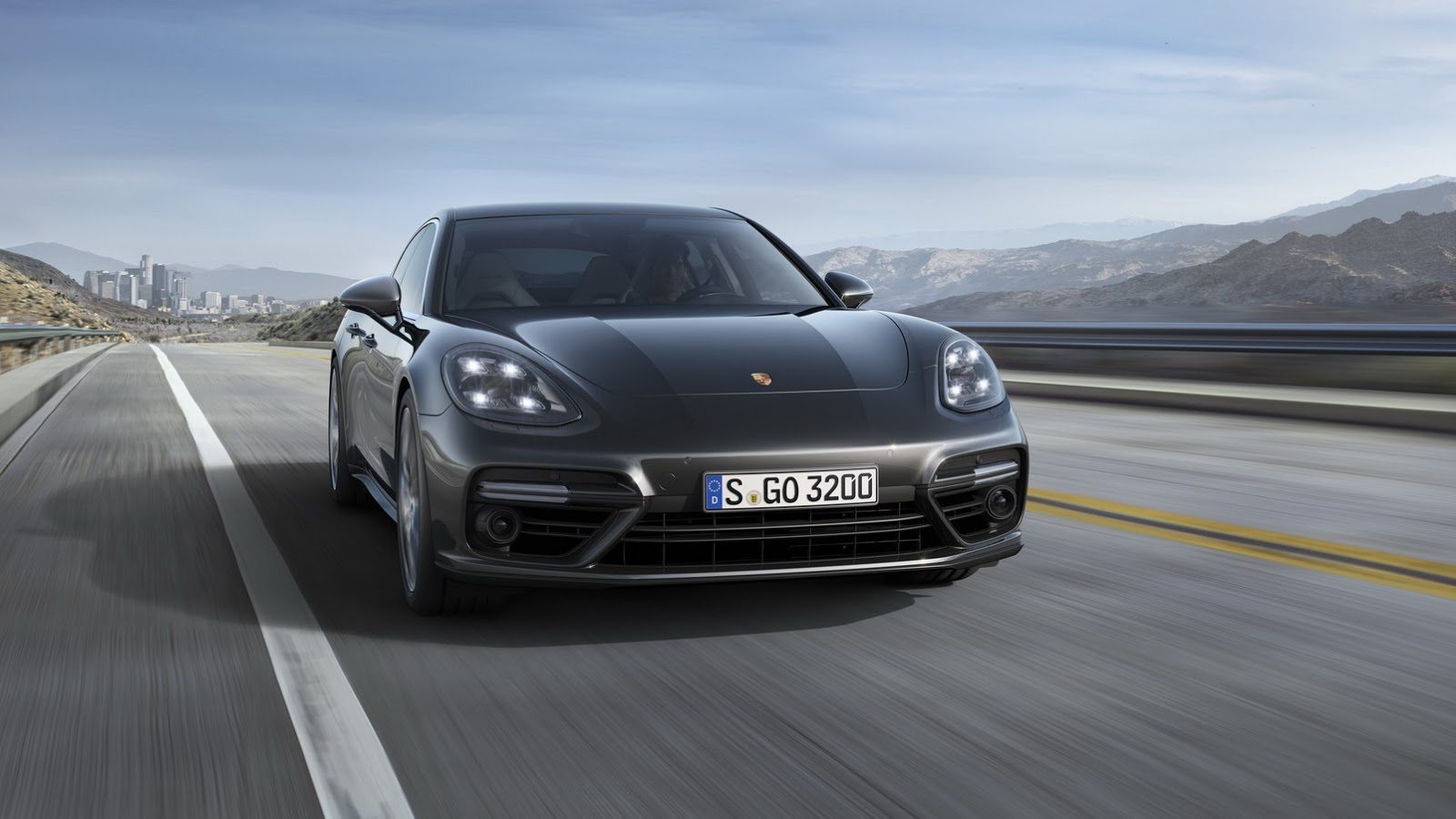 porsche-panamera-csp13.jpg