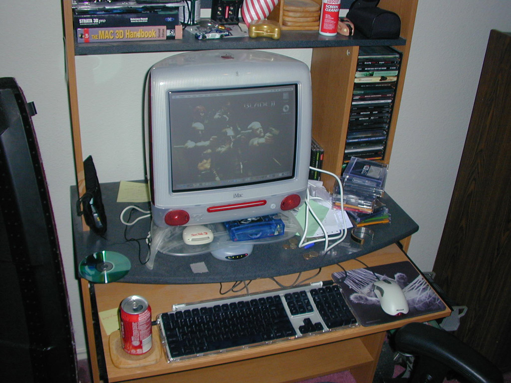 StrawberryiMac.jpg