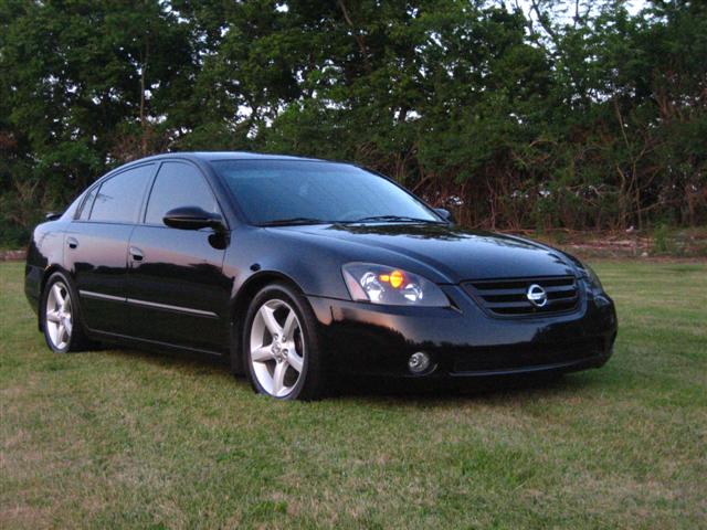 2002_nissan_altima-pic-30734.jpeg