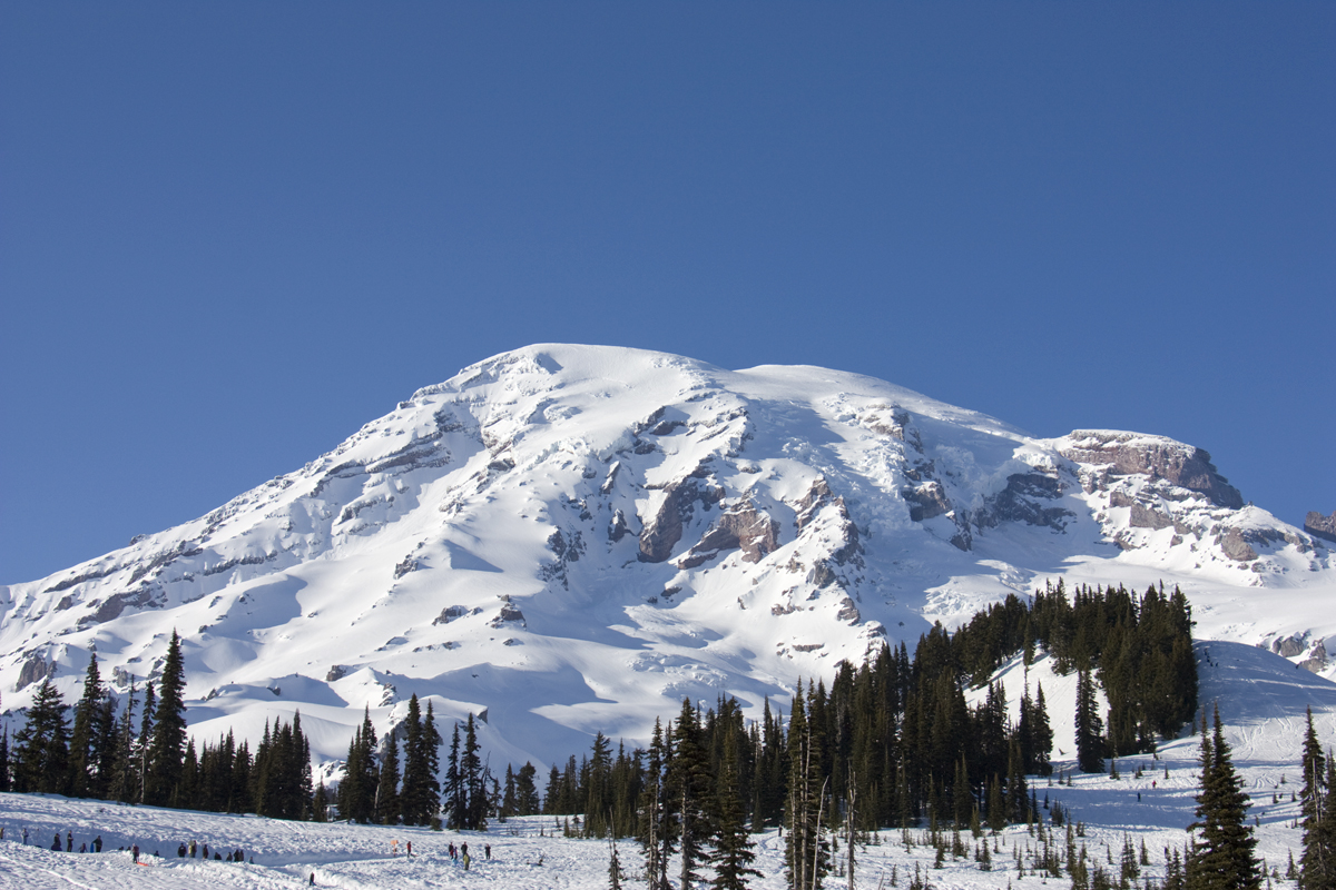 rainier2320255240.jpg