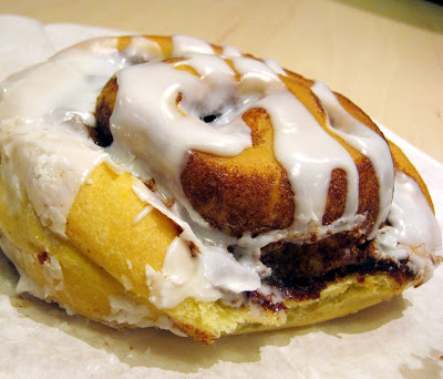 ikea_cinnamon_roll.jpg