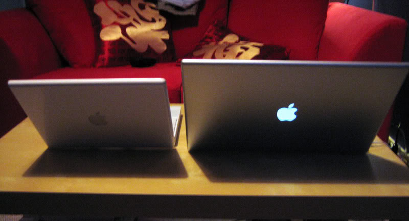 powerbook17vsibook12inch-picture4.jpg