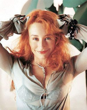 picture-tori-amos-american-doll.jpg