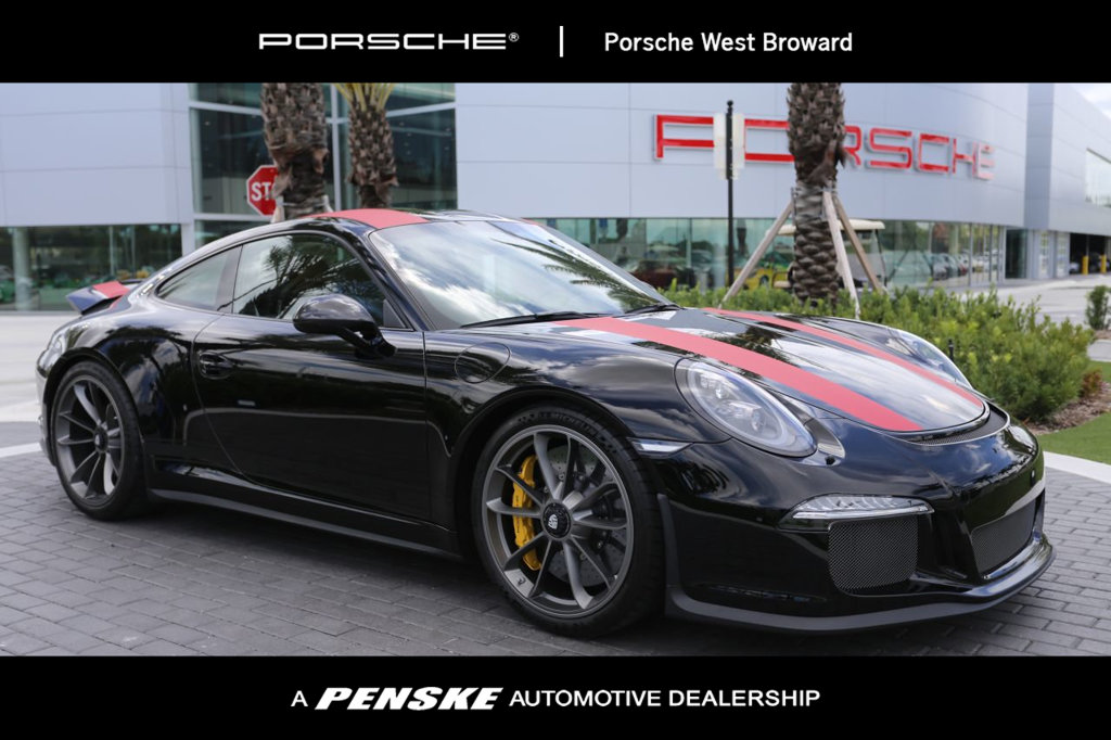 used-2016-porsche-911-2drcoupe911r-11615-15394057-1-1024.jpg