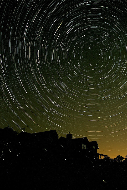 Jul%2016%20tiff%20startrails%20c%20-%20Version%202%20with%20edge%20PP.jpg