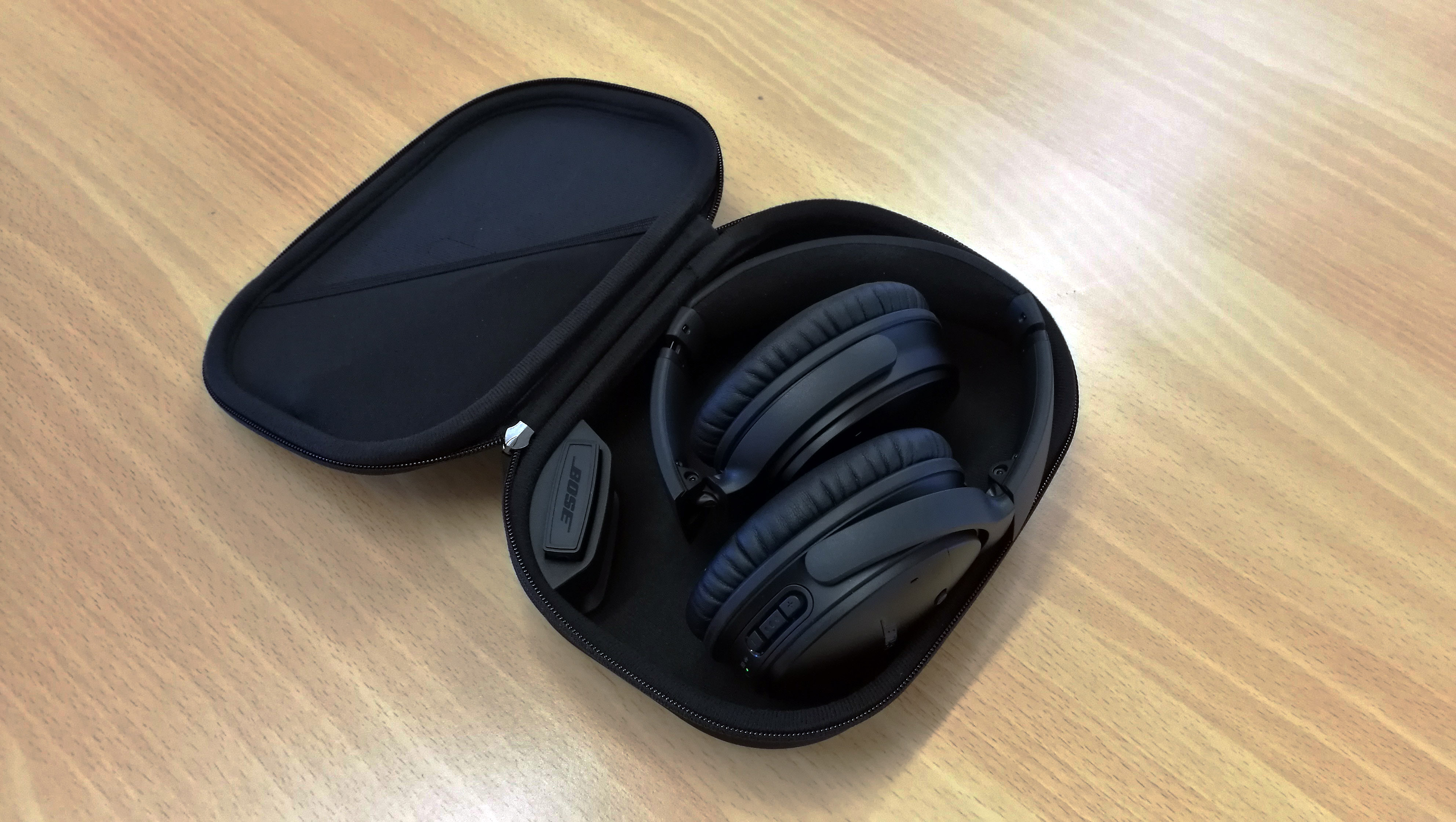 bose_quietcomfort_35_case.jpg