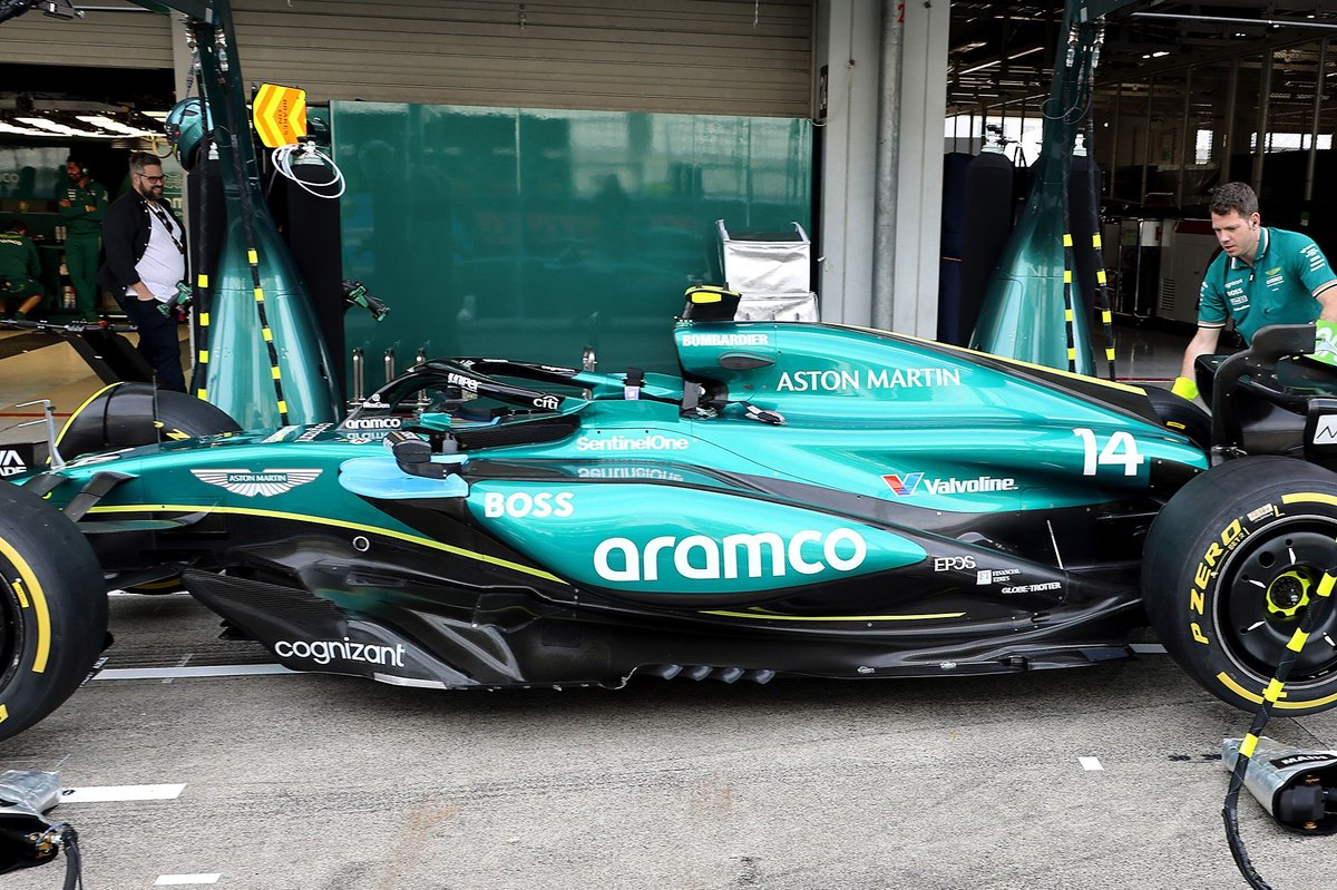 www.motorsport.com