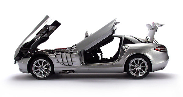 SLR-Mclaren-mercedes-benz-40965_600_318.jpg