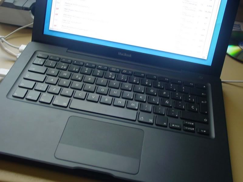 macbook002.jpg