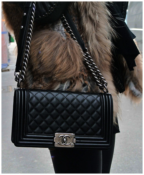 chanel-boy-quilted-shoulder-bag-black.jpg