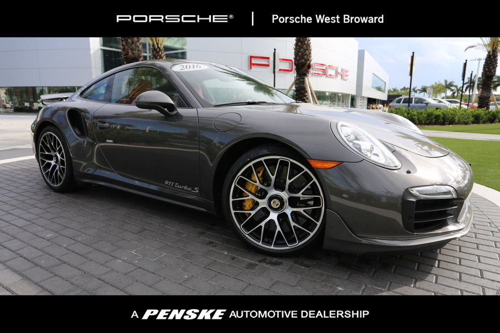 used-2016-porsche-911-2drcoupeturbos-11615-15216736-1-1024.jpg