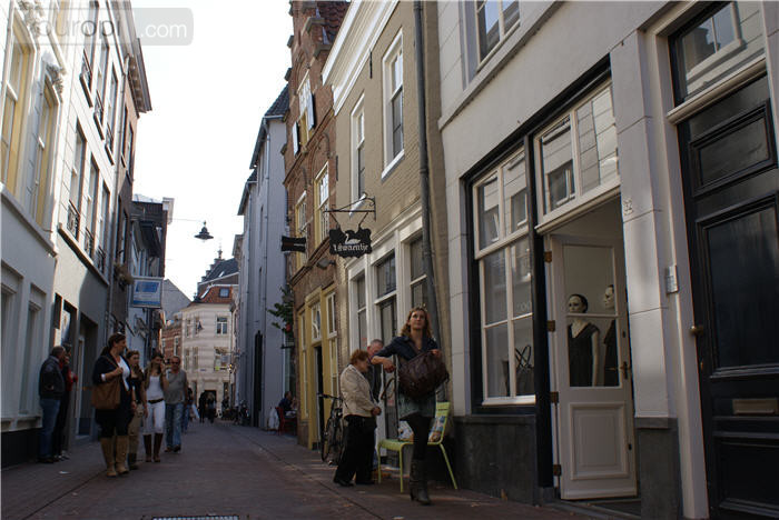 snellestraat-den-bosch-winkelstraten-1p-location64c-0.jpg