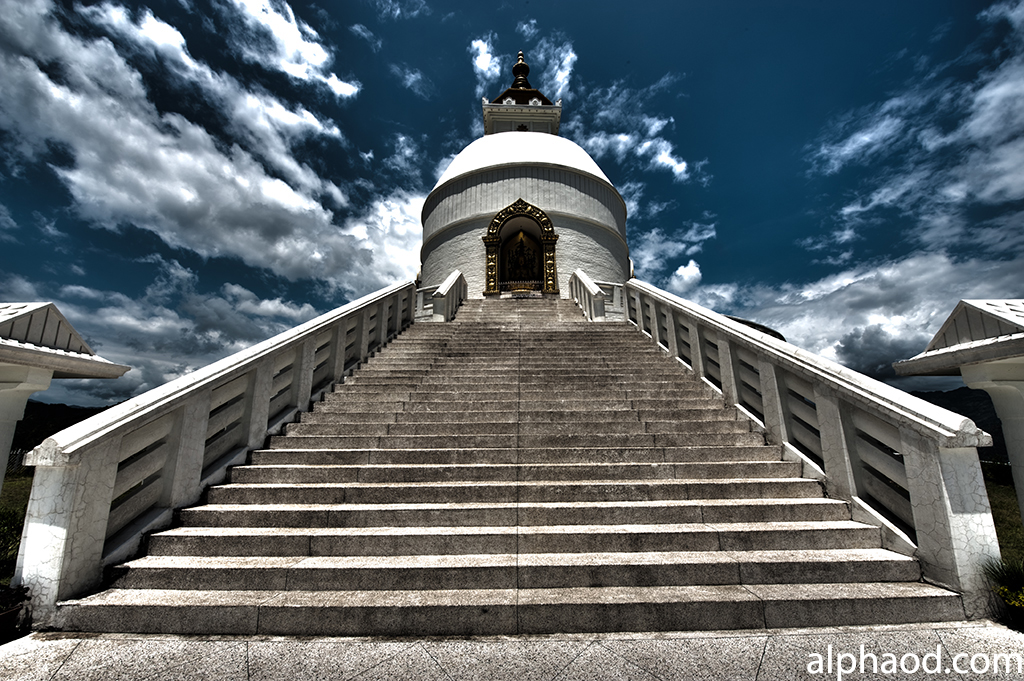 Pokhara_Nepal-World_Peace_Pagoda.jpg