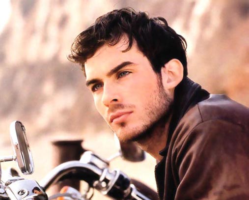 beautiful-ian-somerhalder-ian-somerhalder-31002336-507-407.jpg