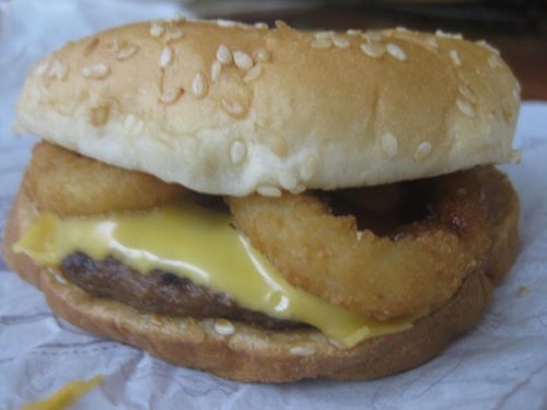 Rodeo-Cheeseburger-from-Burger-King.jpg