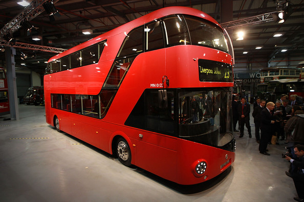 Boris+Johnson+Unveils+Mock+Up+New+Routemaster+LvJCHRBi3URl.jpg