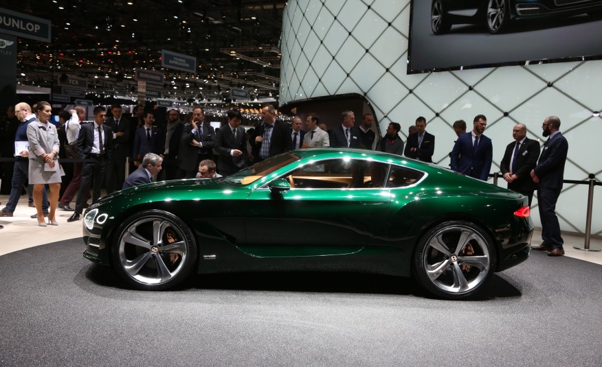 Bentley-EXP-10-Speed-6-concept-1071-876x535.jpg