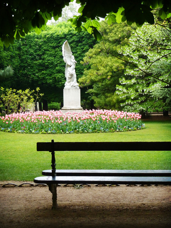 Paris_Lux_Garden1.jpg