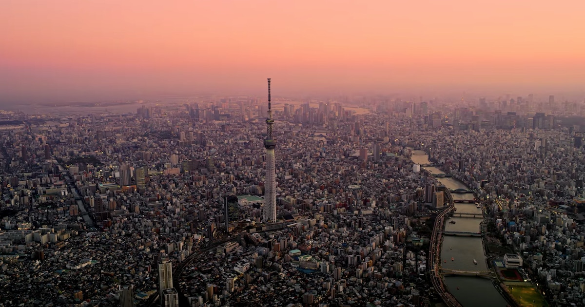 aerial-video-japan-armadas-fbthumbnail.jpg