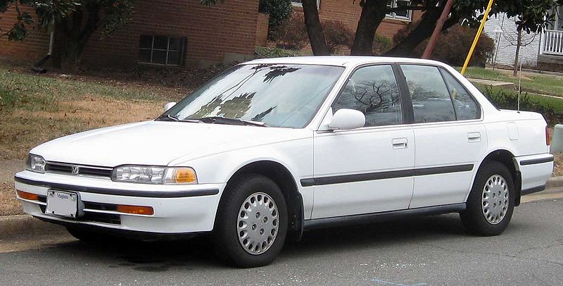 800px-4th_Honda_Accord_sedan.jpg