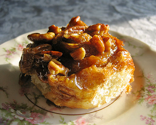 pecan-honey-sticky-buns.jpg