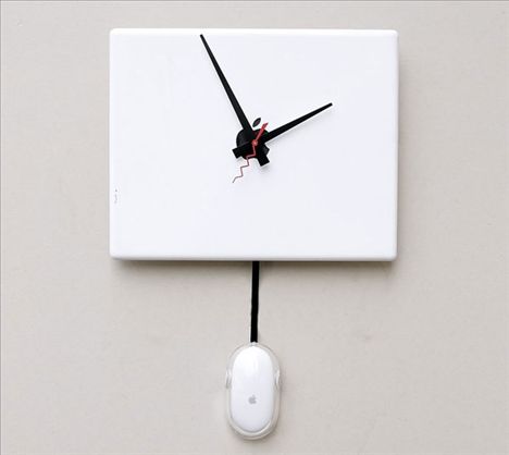 Recycled-Apple-iBook-G4-Clock_1_468.jpg