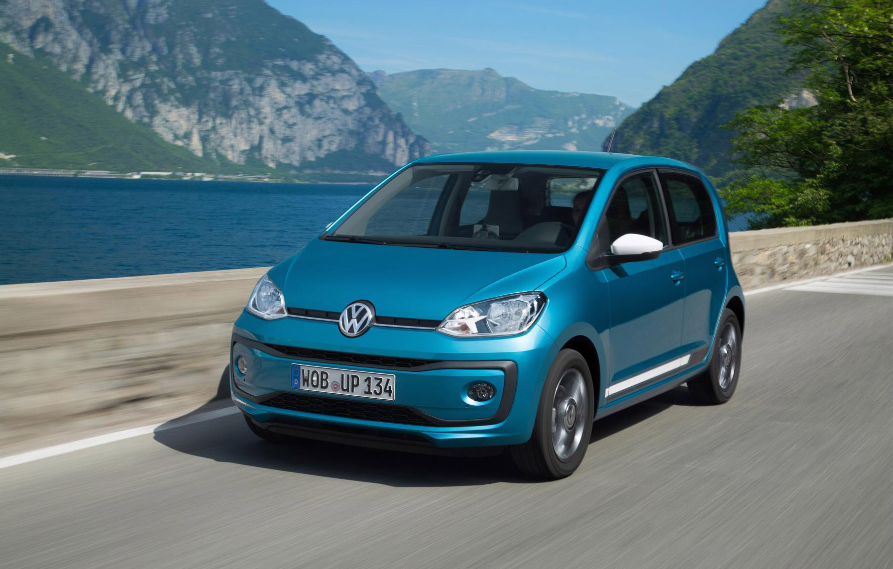 025-volkswagen-up-turbo.jpg