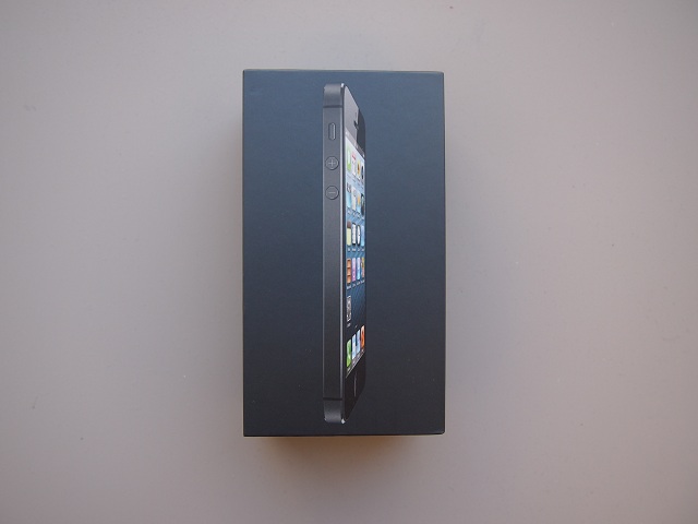 300460-apple-iphone-5-box.jpg