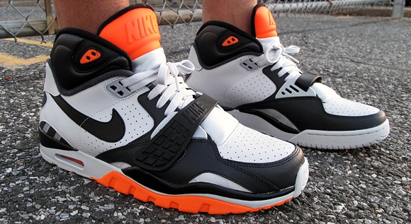 Nike-Air-Trainer-SC-II-Total-Orange-1.jpg