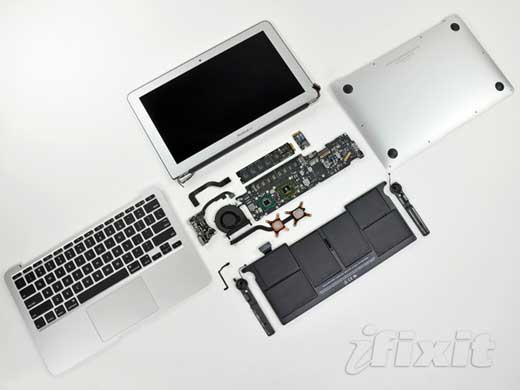 11.6-inch_MacBookAir_teardo.jpg