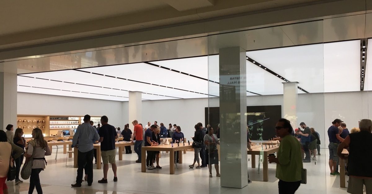Park-Meadows-Apple-1-1200x627.jpg