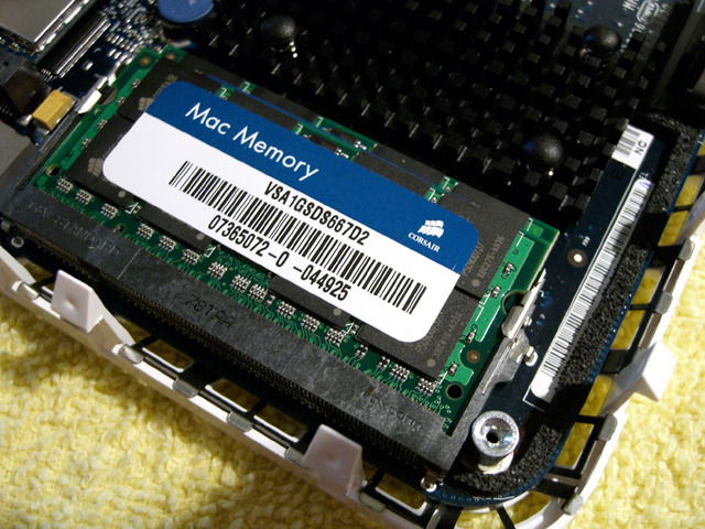 macmini16ju4.jpg
