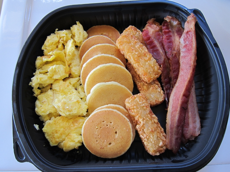 jack_box_jumbo_breakfast_platter_01.JPG