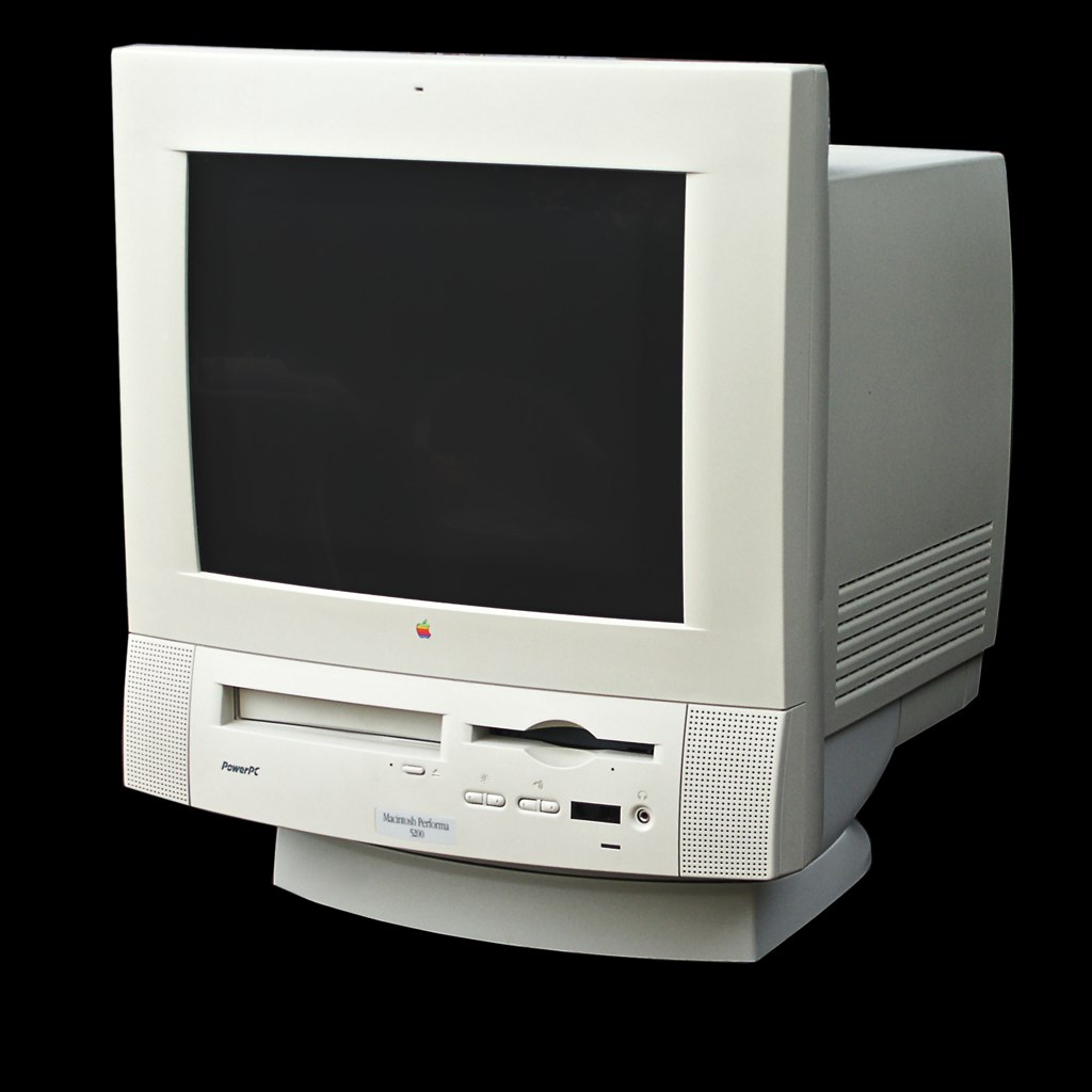 macintoshperforma52001.jpg