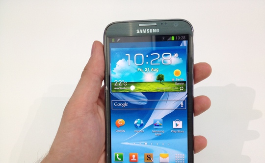 samsung-galaxy-note-2-smartphone-front-540x334.JPG