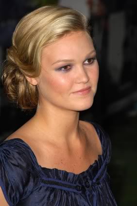 Julia_Stiles-SPX-010923.jpg