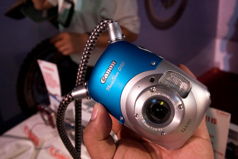 canon-powershot-d10.jpg