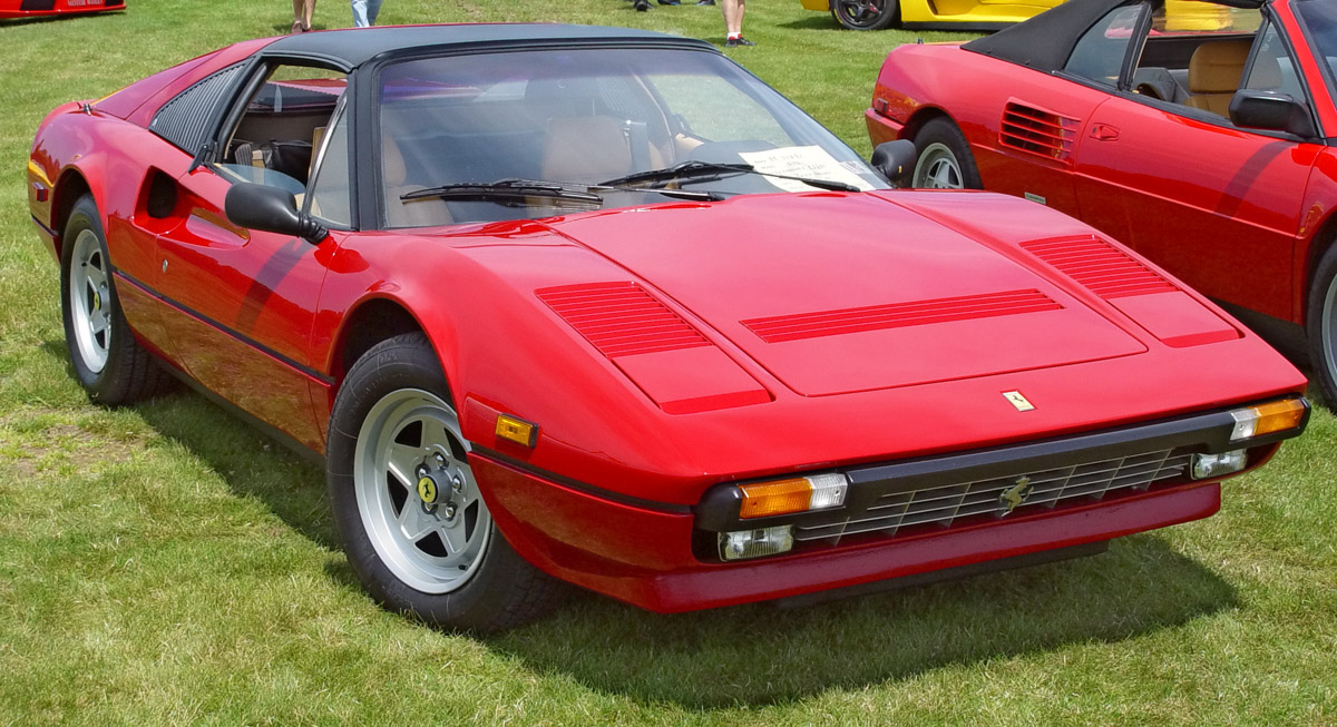 1985-Ferrari-308-GTS-Quattrovalvole-Front-st.jpg