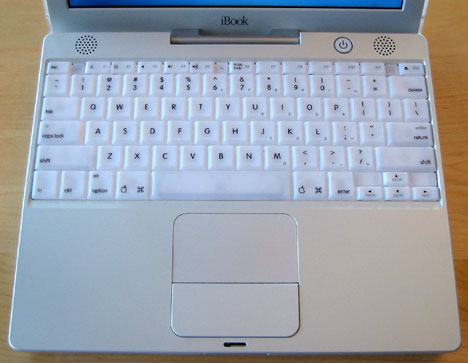 2003-11-11-ibook-g3.jpg