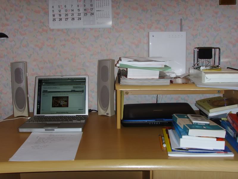 DeskSetup121.jpg