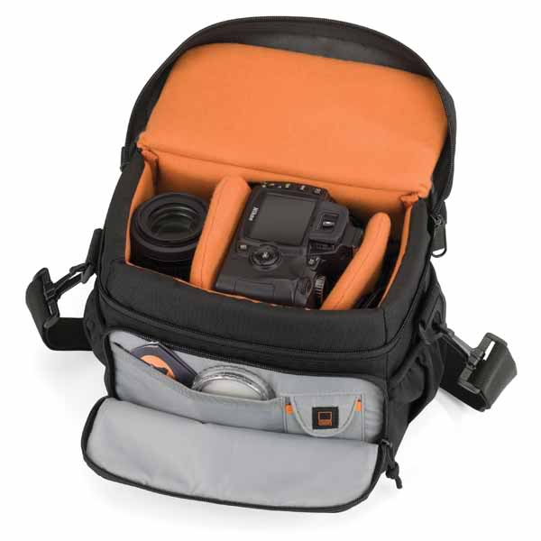 lowepro_adventura160_blk-open-101744.jpg